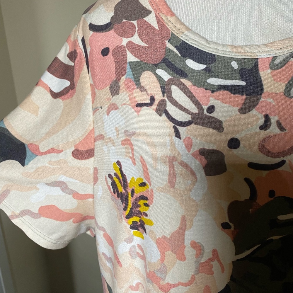 LuLaRoe Melissa - Picture 2 of 5